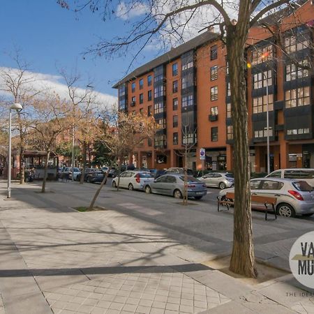 Escapada Con Parking Para 3, Vive La Latina Madrid Exterior foto